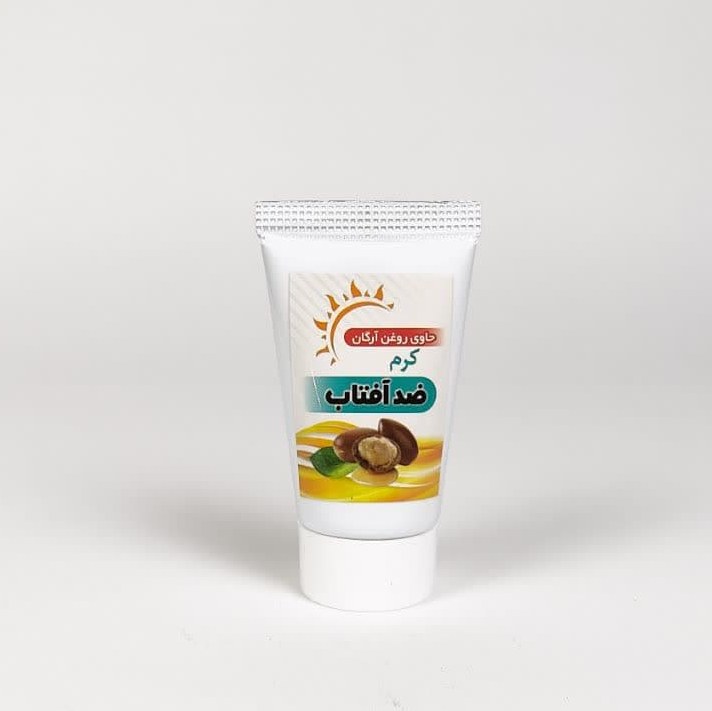 ضد آفتاب بی رنگ طبیعی (مردانه)