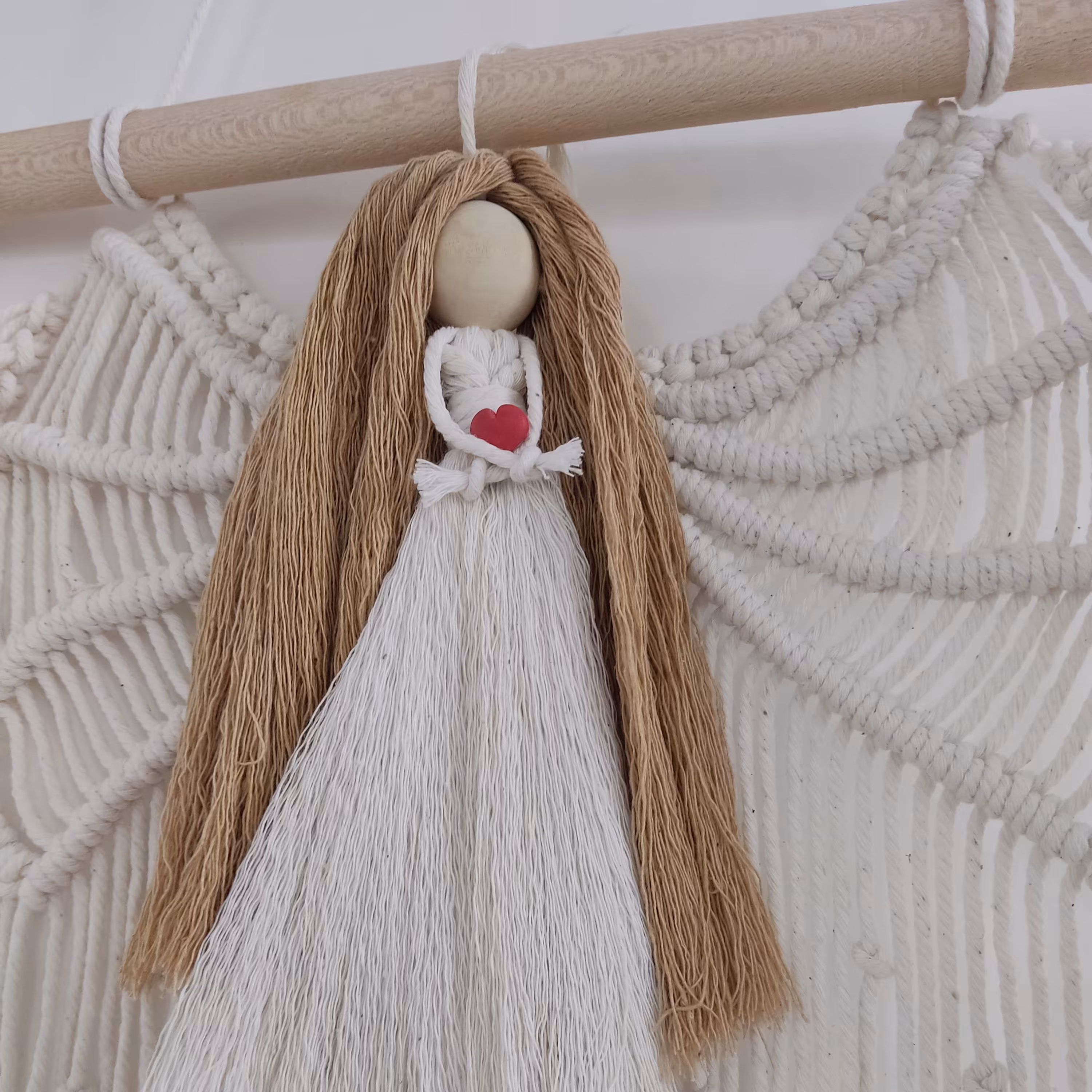 آویز فرشته بالدار مکرومه