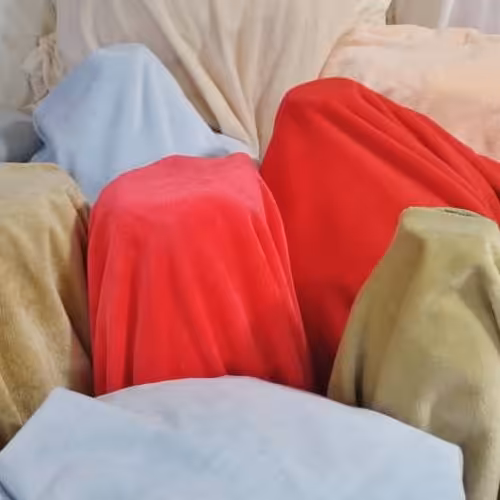 پارچه مخمل توشکا 150در 160سانتیمتر رنگ قرمز 