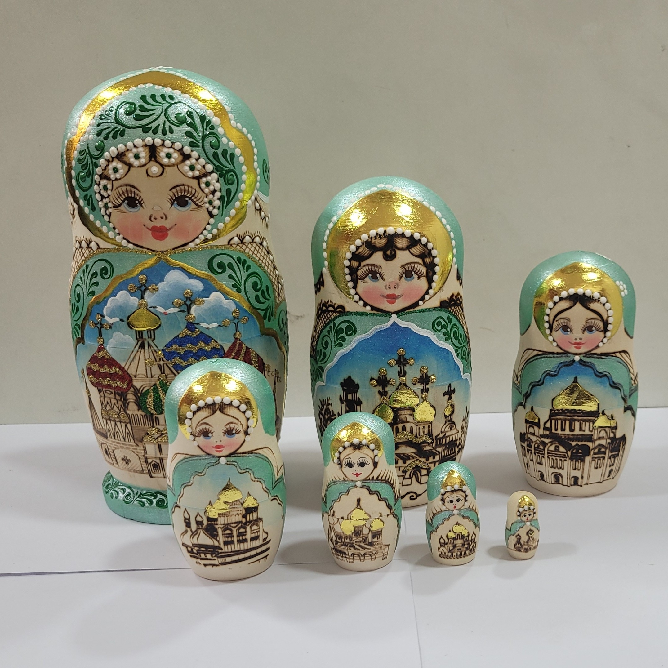 عروسک ماتریوشکا 22 سانتی 7 تکه جمع شونده - چوبی واردات از روسیه طرح خاص