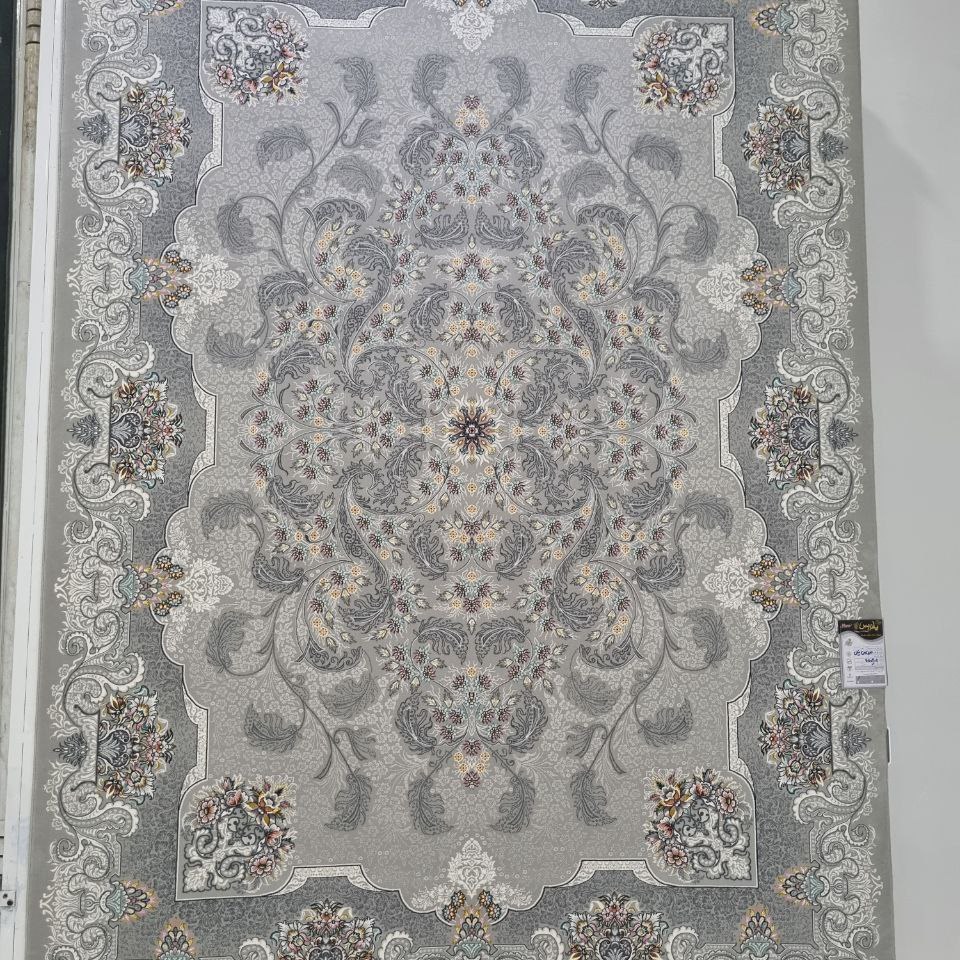 فرش پاتریس 700شانه تراکم 2550 طرح دوریس فیلی9متری