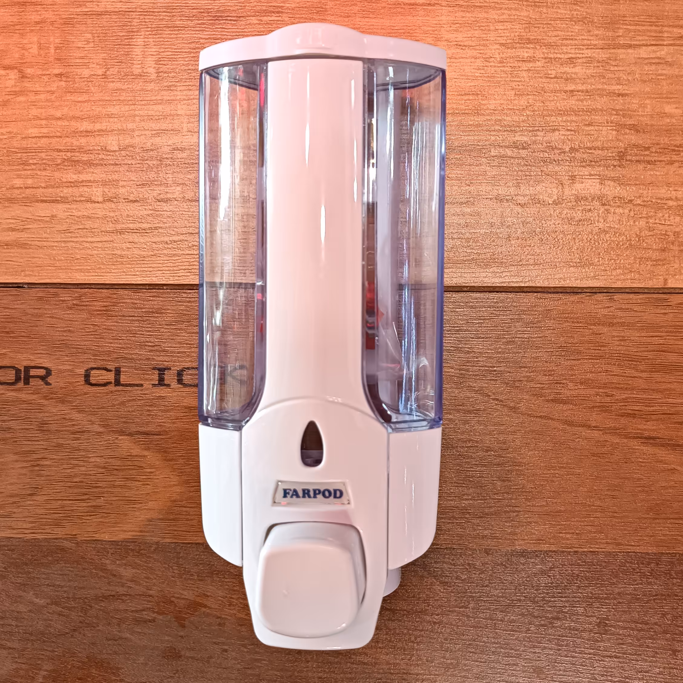 جا مایع دیواری سفید  فرپود