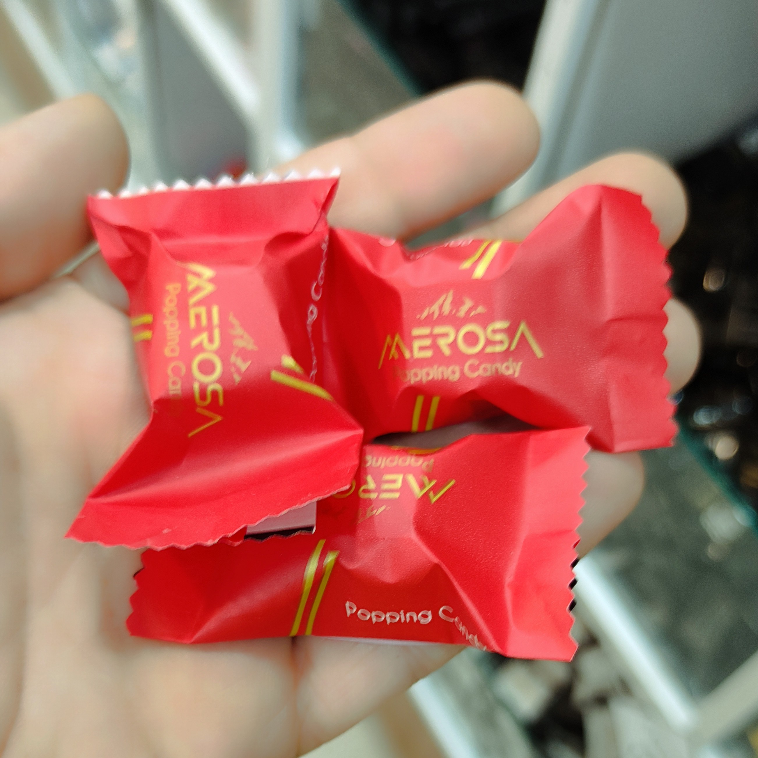 شکلات جرقه ای مروسا بسته بندی 500 گرمی محبوب کودکان 