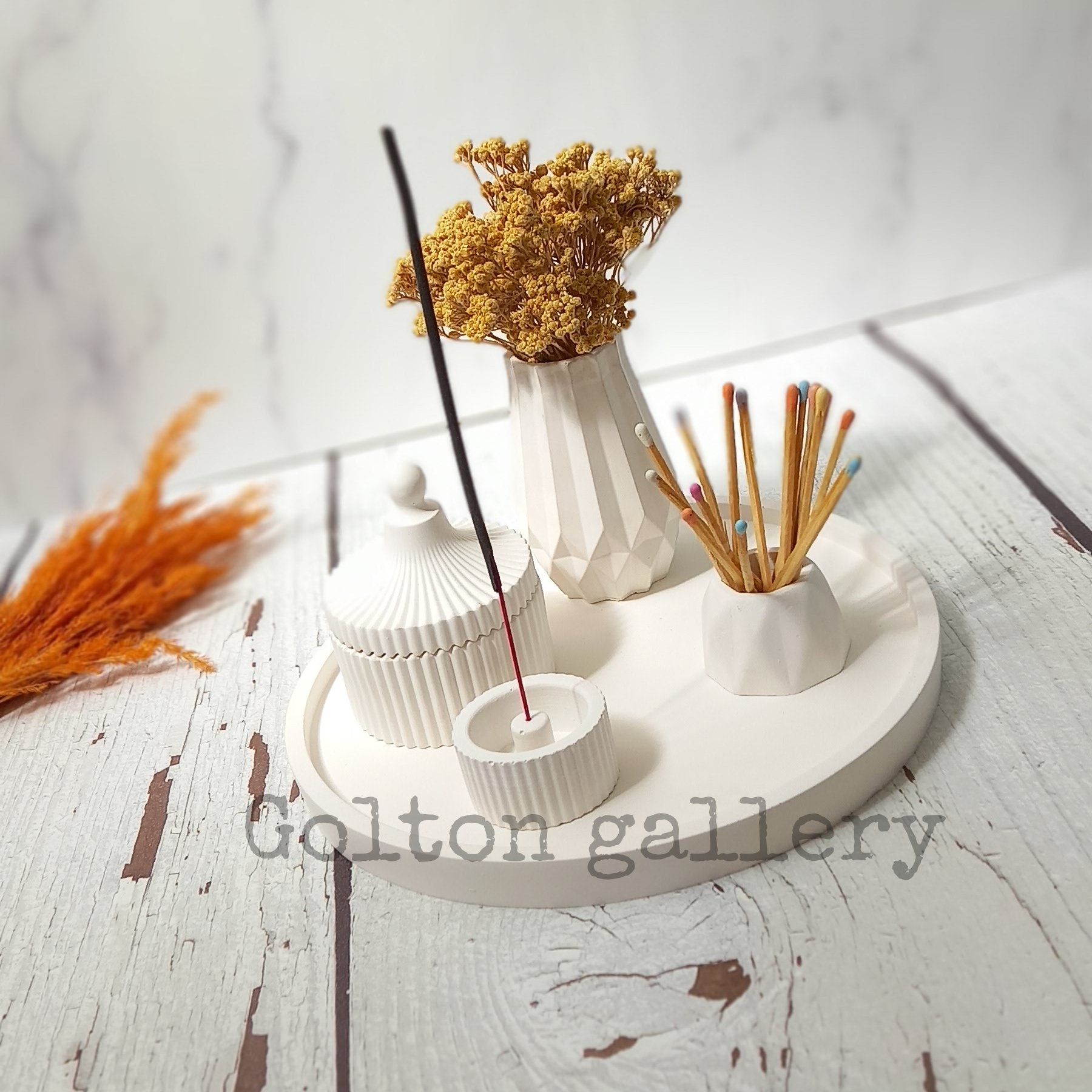 اکسسوری بتنی یا ست بتنی یا ست سینی دکوری ست سینی و گلدان باجنس سنگ مصنوعی