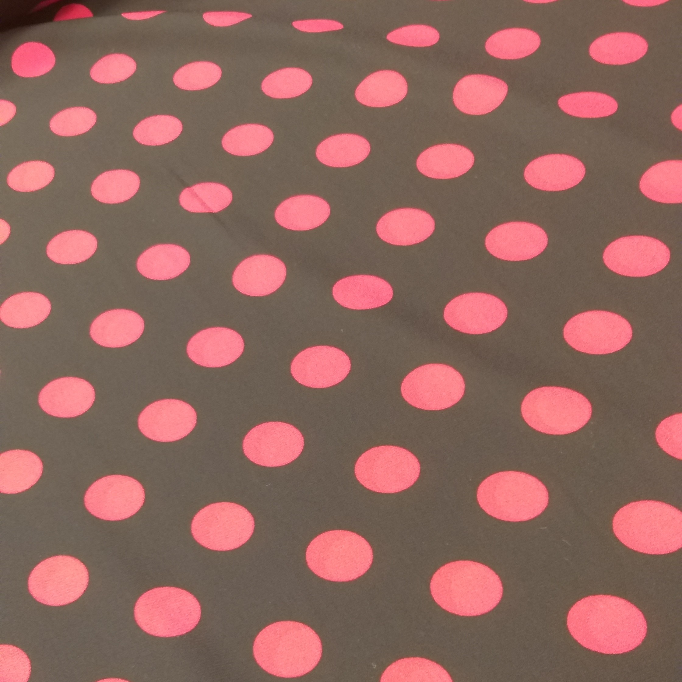 پارچه خالدار کرپ حریر