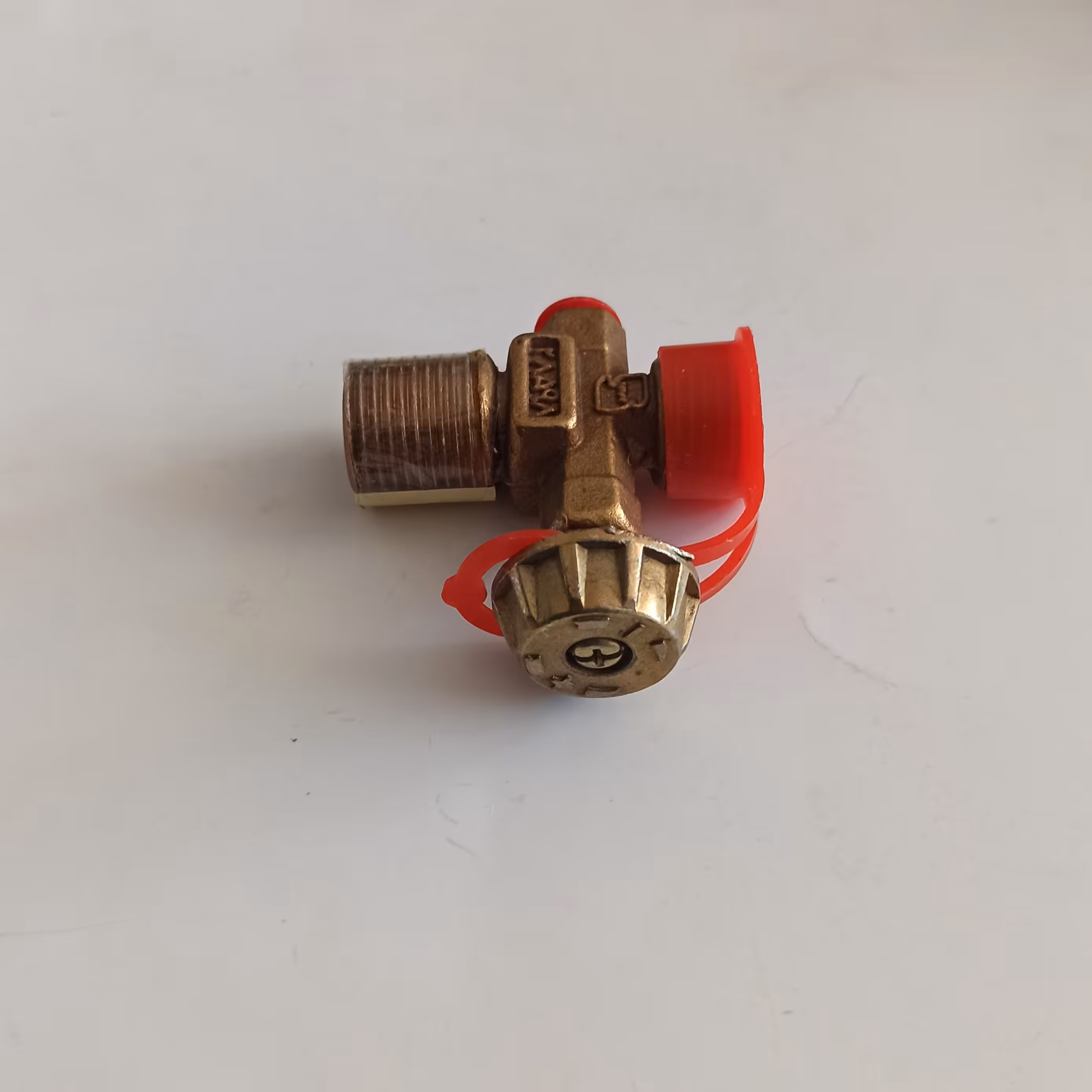 شیر کپسول گاز