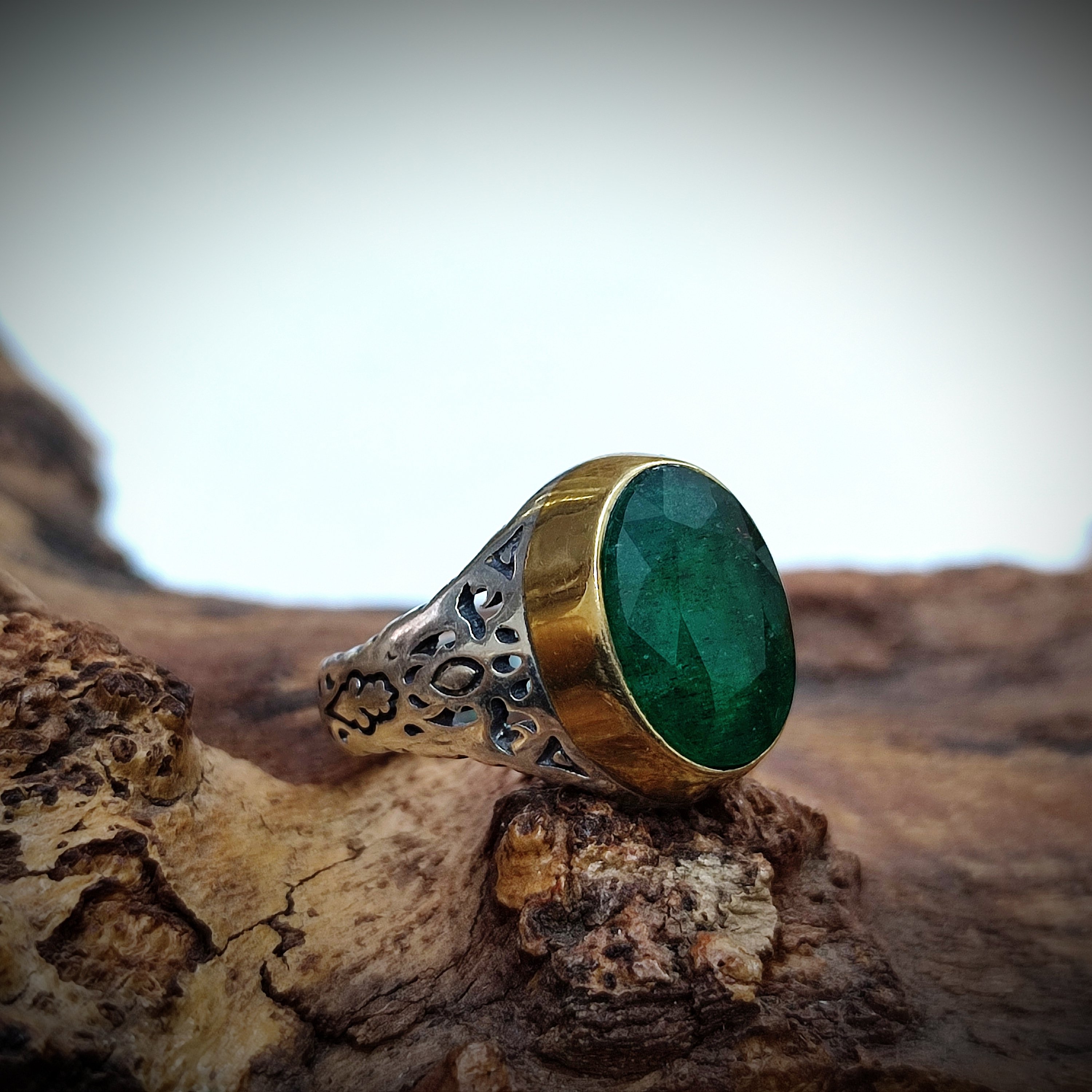 انگشتر نقره مردانه با نگین زمرد 