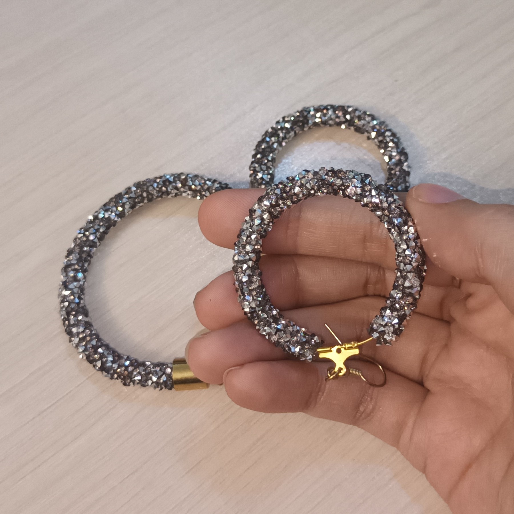 گوشواره و دستبند سواروسکی نقره ای