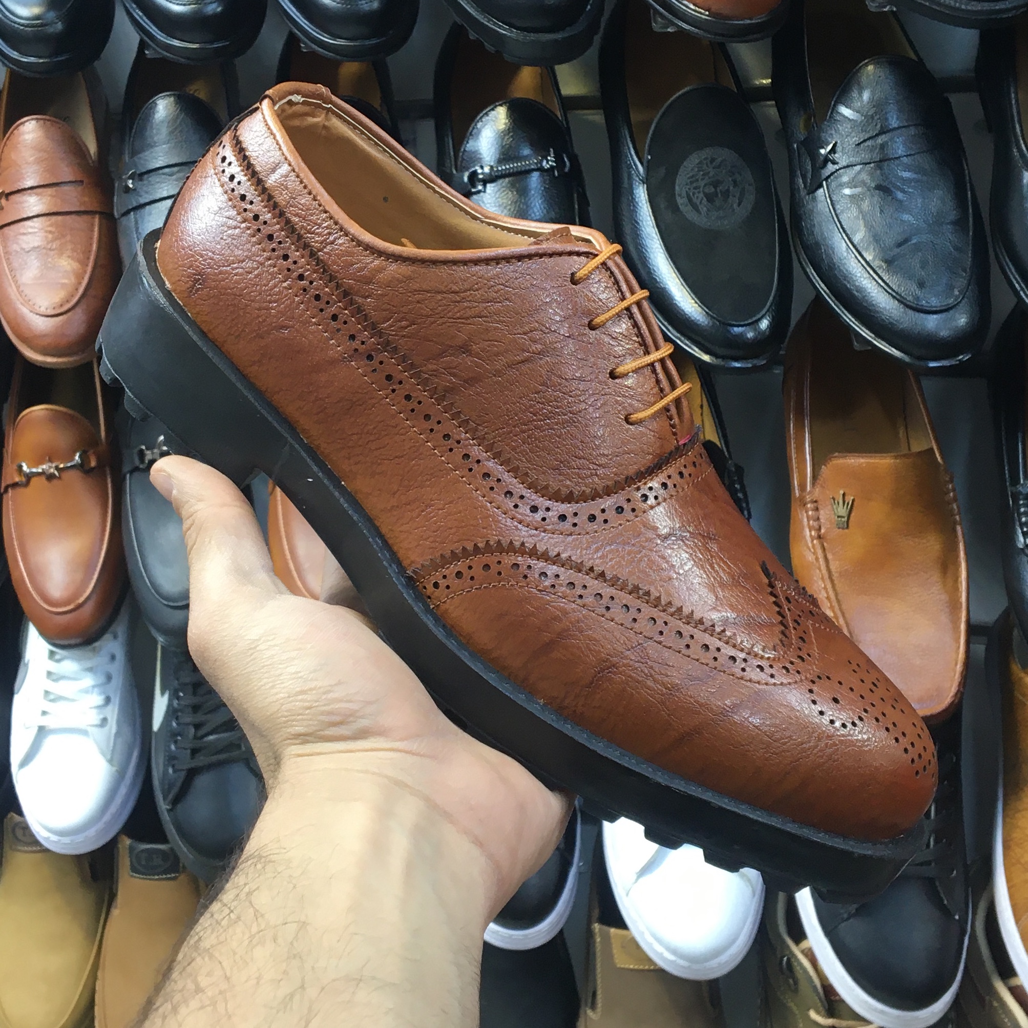 کفش هشترگ بندی