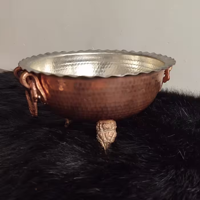 کاسه میوه و آجیل 