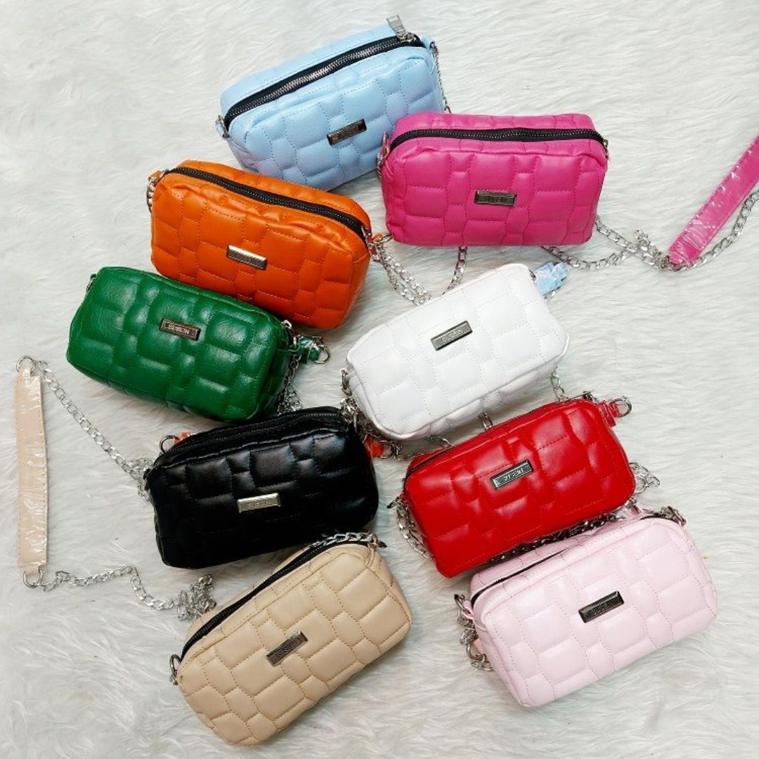 کیف پاسپورتی گلدوزی طرح شش ضلعی