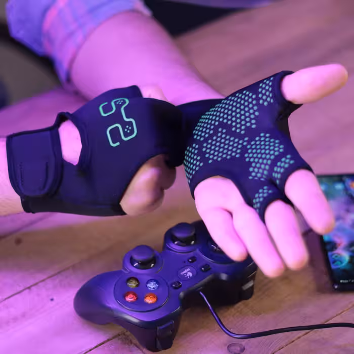 دستکش گیمینگ استپ دار مدل Savior از برند دوانگشتی رنگ سبز