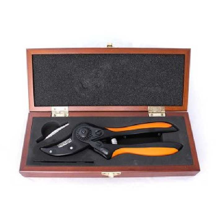 قیچی باغبانی لایت مدل LIGHT JH-7011W به همراه جعبه چوبی