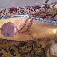 گردنبند و دستبند سنگ و کریستال