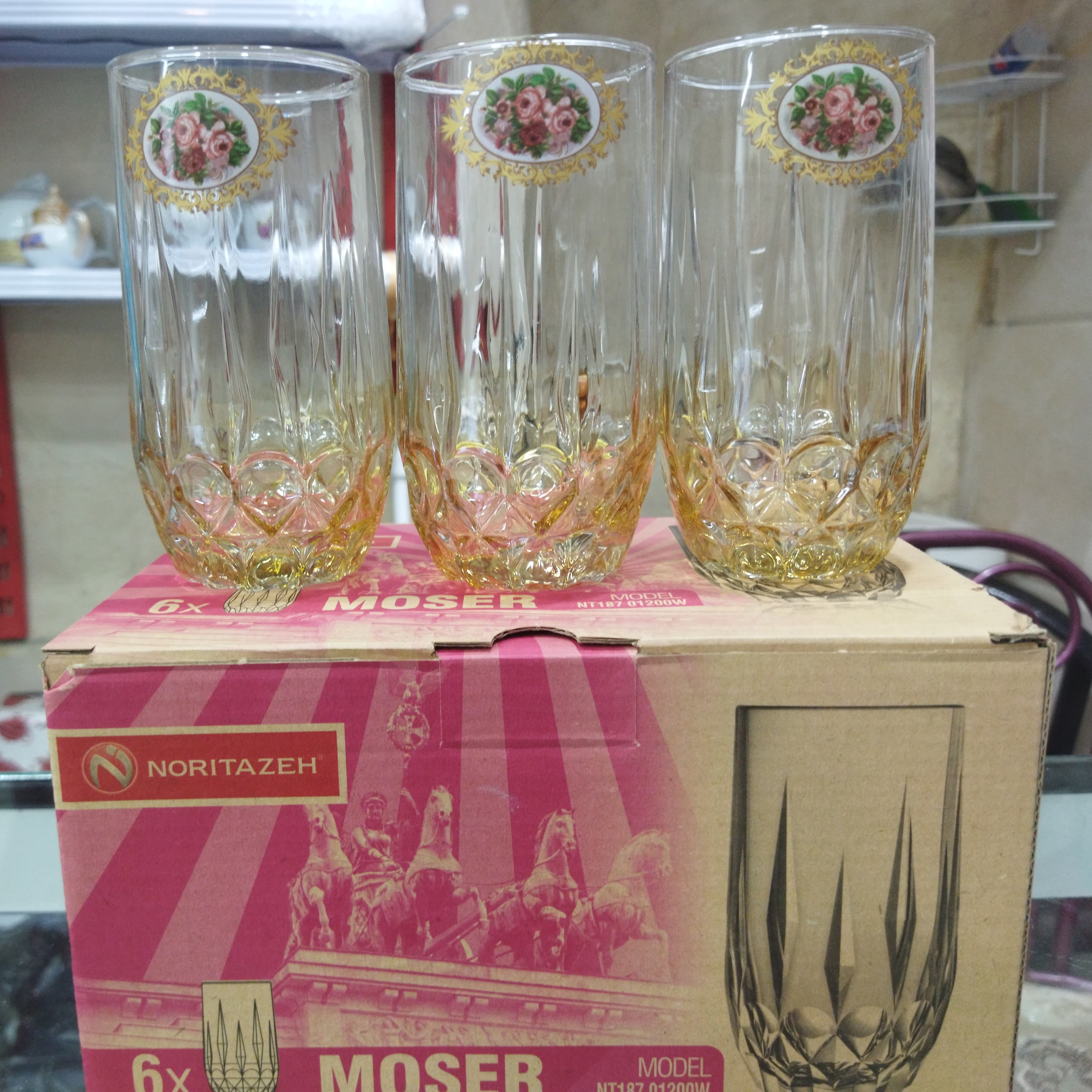 لیوان موزر رز عسلی