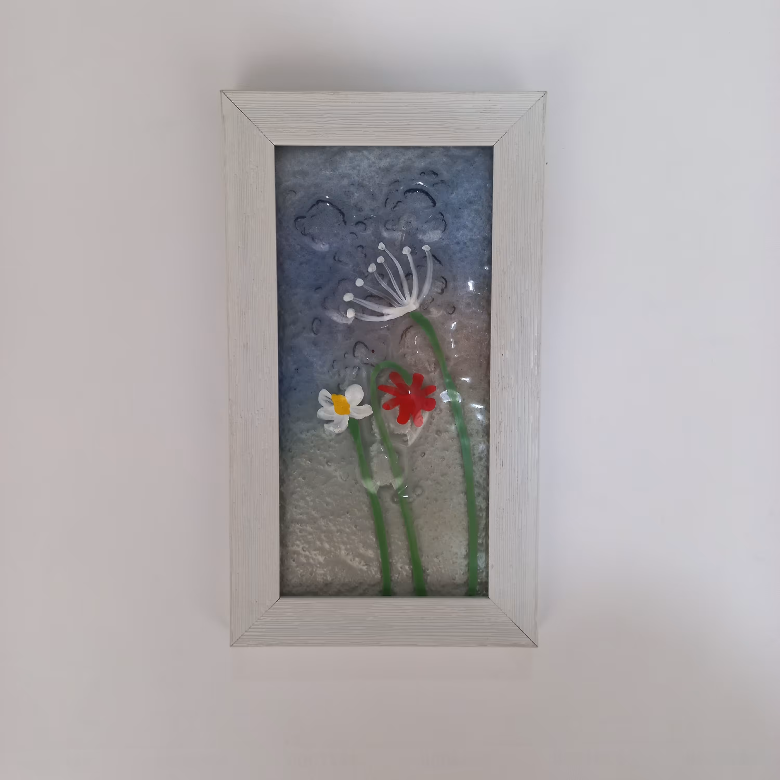 تابلو شیشه ای دستساز قاصدک با قاب سفید از مجموعه بهار