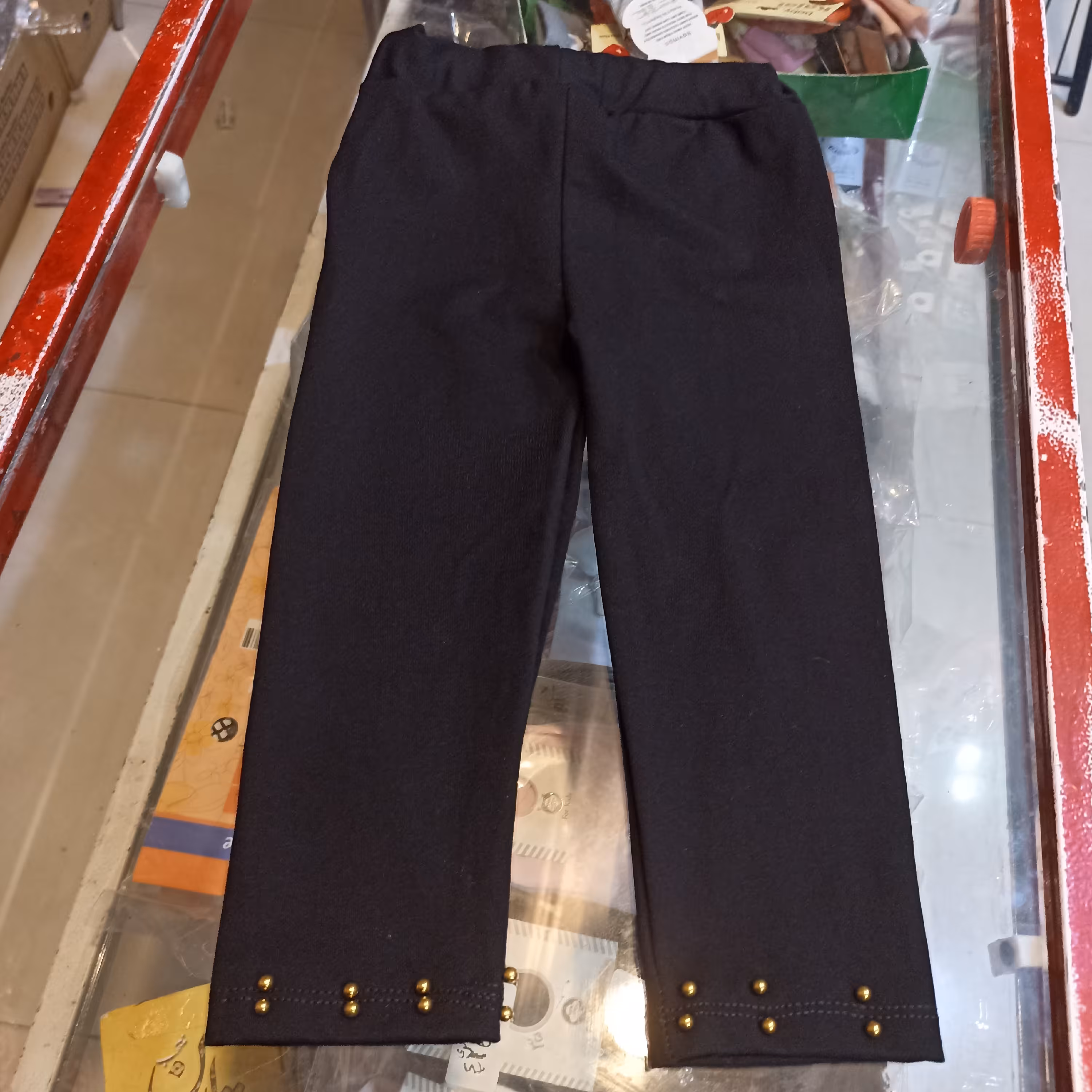 شلوار نگین پرسی دخترانه در سه سایز جنس لاکرا اعلا قد 40 تا 50 سانت موجوده