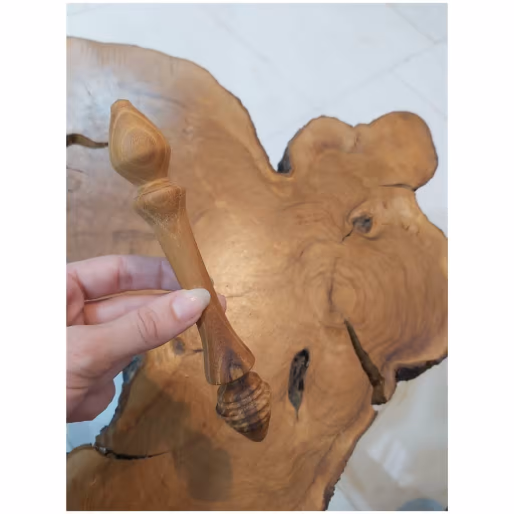 قاشق عسل خوری چوب گردو رنگ قهوه ای روشن 