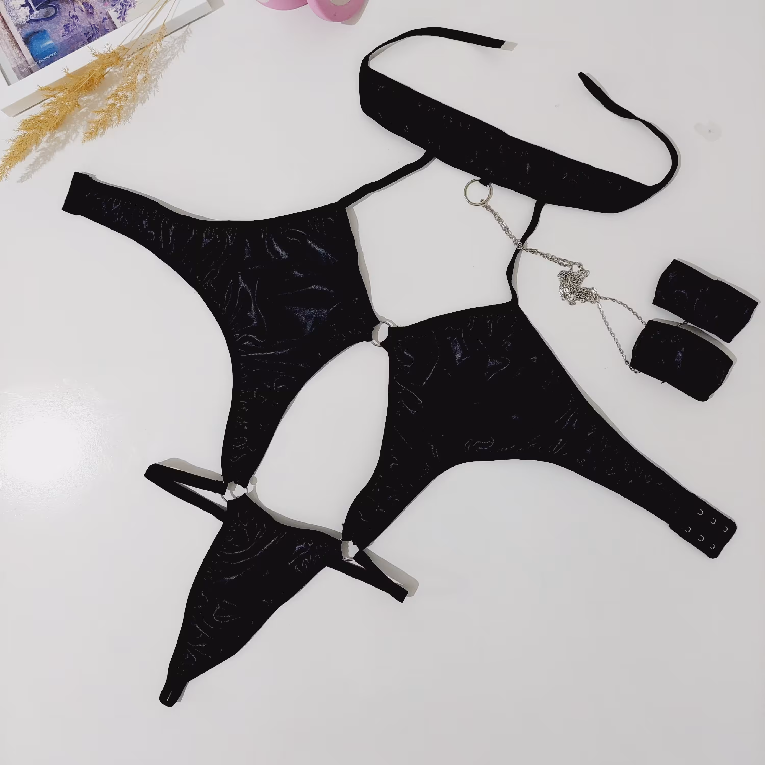 بادی فانتزی لاتکس(طرح چرم )