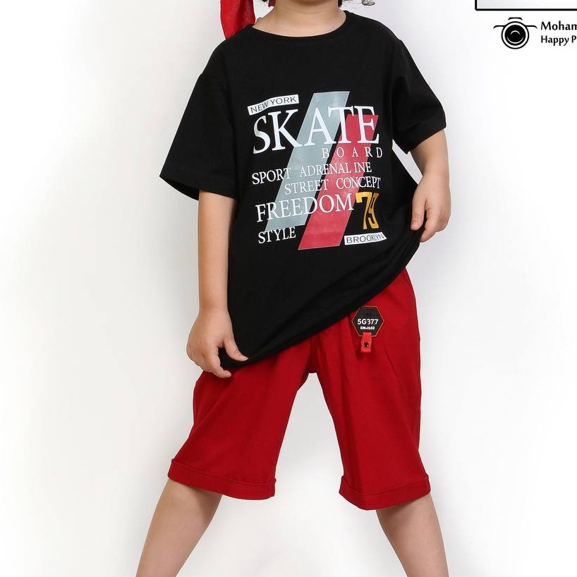ست تیشرت و شلوارک اسپورت شیک و جذاب مناسب حدود سنی 5 تا 13 سال کیفیت تضمینی جنس نخ پنبه رنگبندی جذاب و زیبا