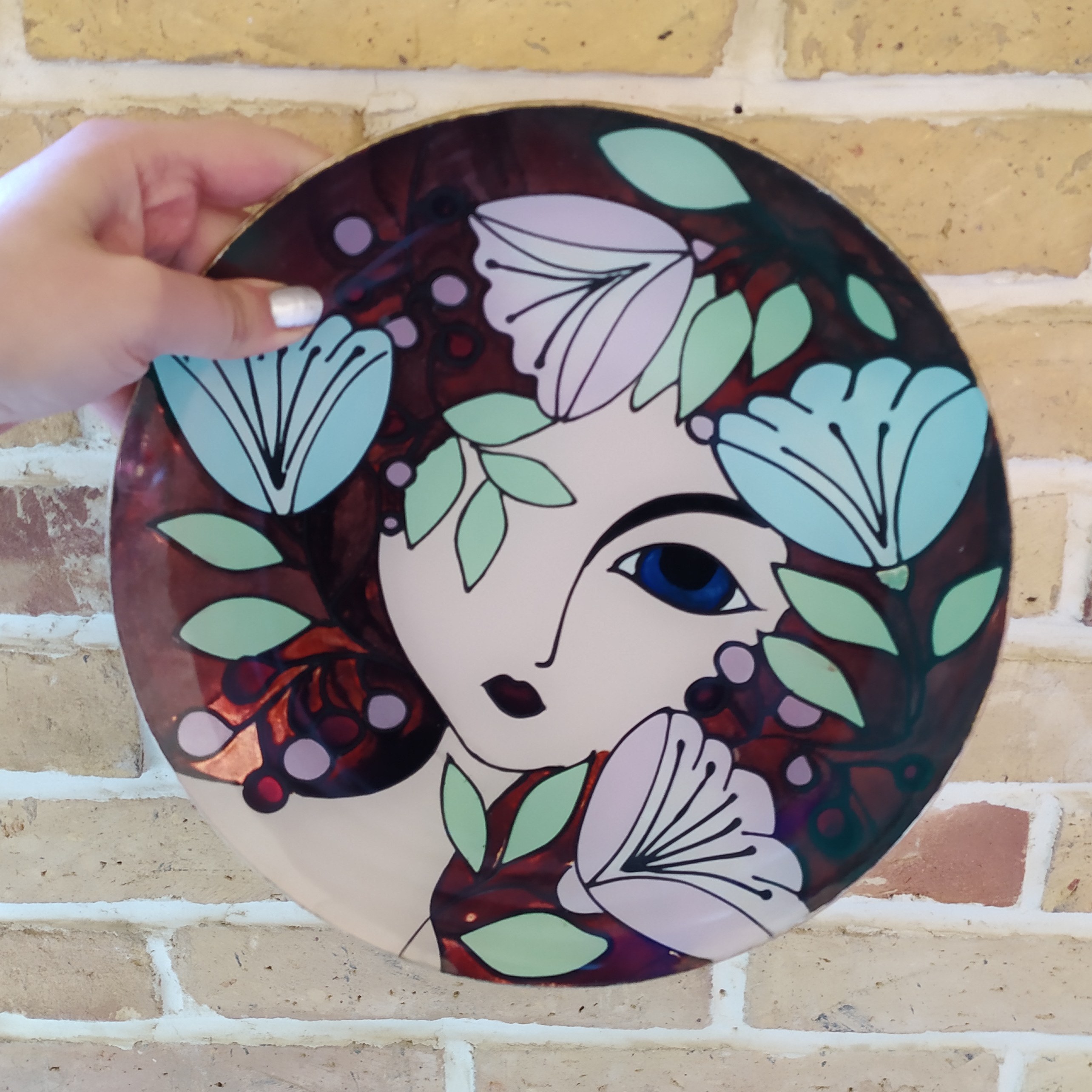 دیوارکوب ویترای طرح دختر