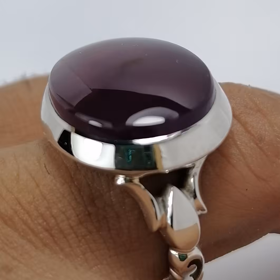 انگشتر عقیق سوسنی طبیعی