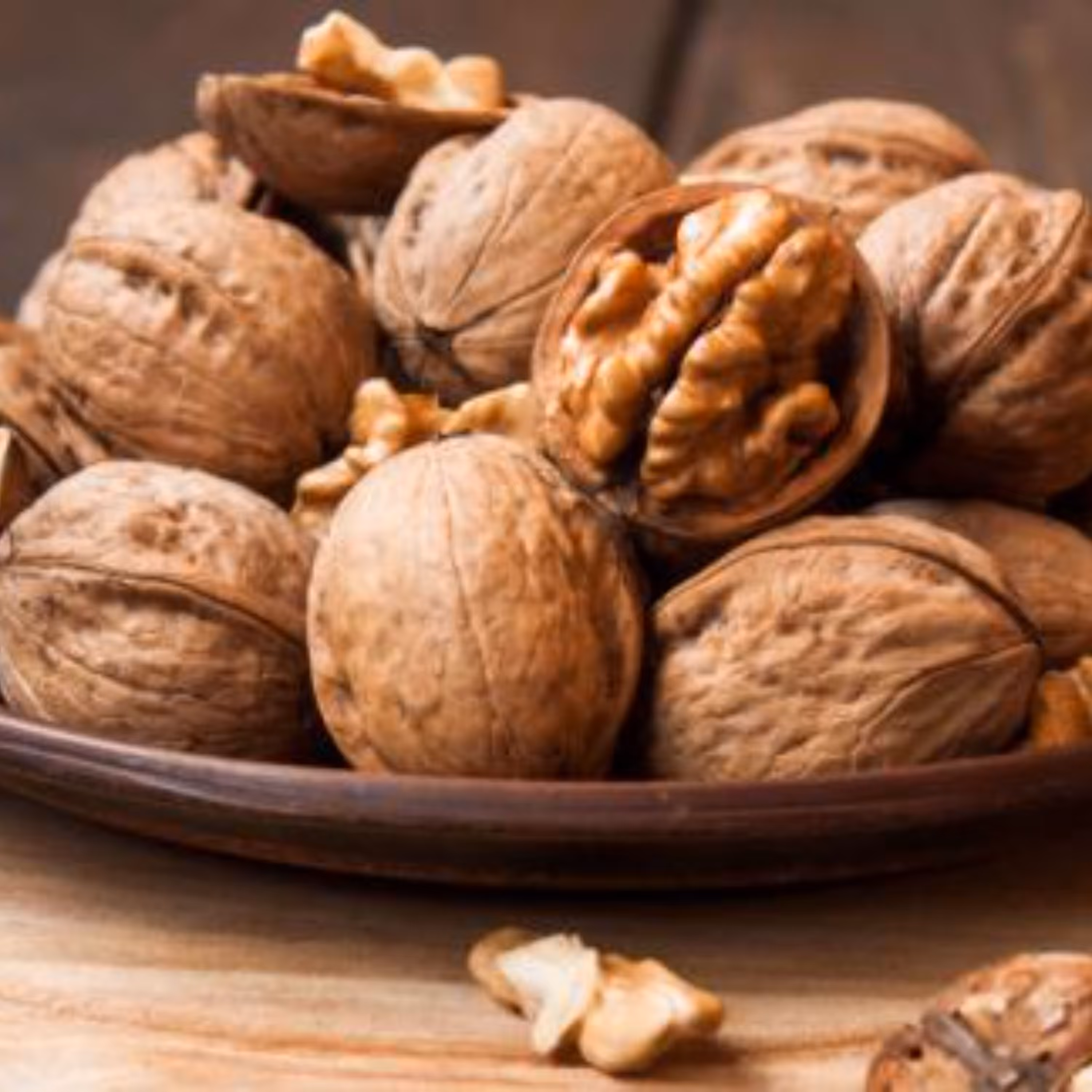 گردو کاغذی تویسرکان  1 کیلویی اعلاء پرمغز محصولات همدان