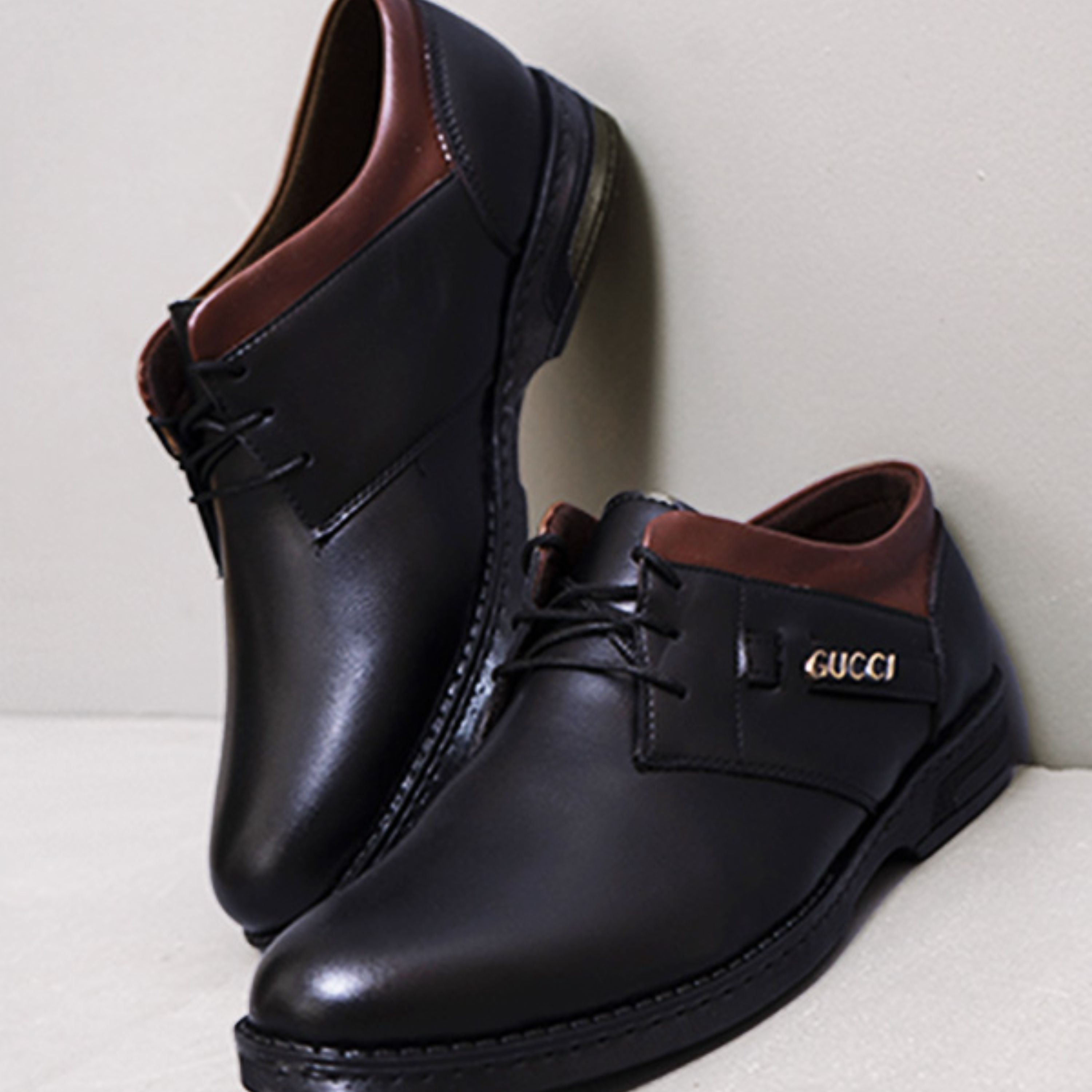 کفش مردانه gucci  سایز 42 رنگ مشکی کفی دوردوزی شده