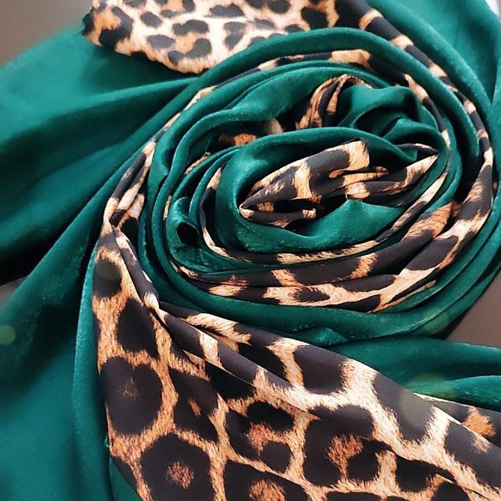 شال سبز پلنگی