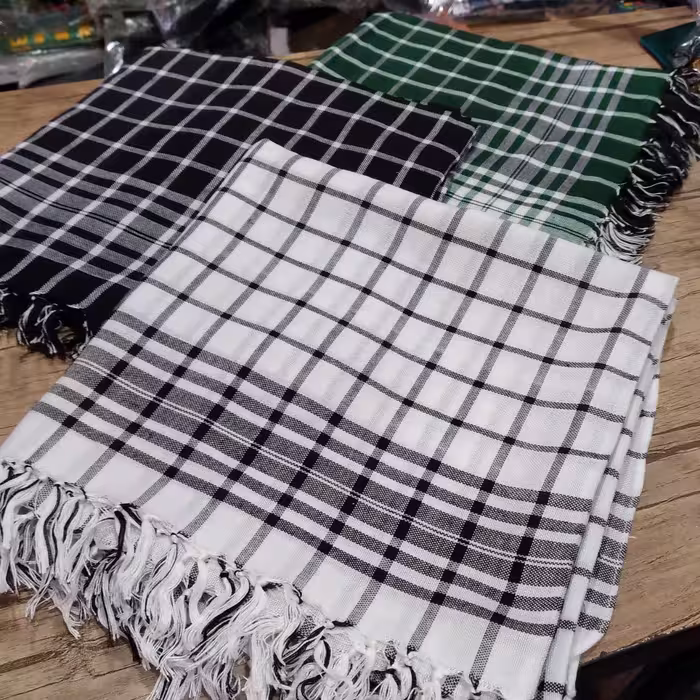 چفیه ایرانی دست بافت جنس کاملا نخی درجه یک و عالی کاملا نرم و لطیف سایز 110 سانت