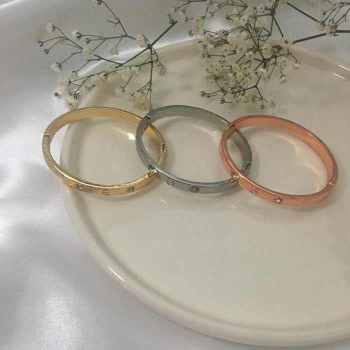 دستبند کارتیر در 3 رنگ طلایی نقره ایی و رزگلد