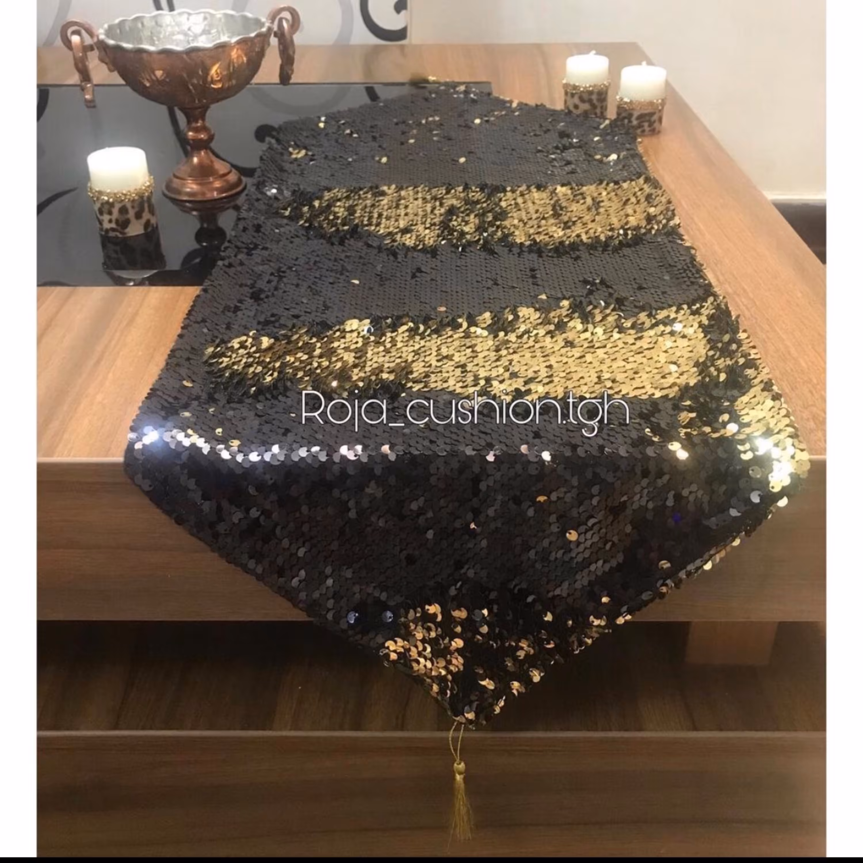 رومیزی پولکی دوخواب رنگ  مشکی و طلایی