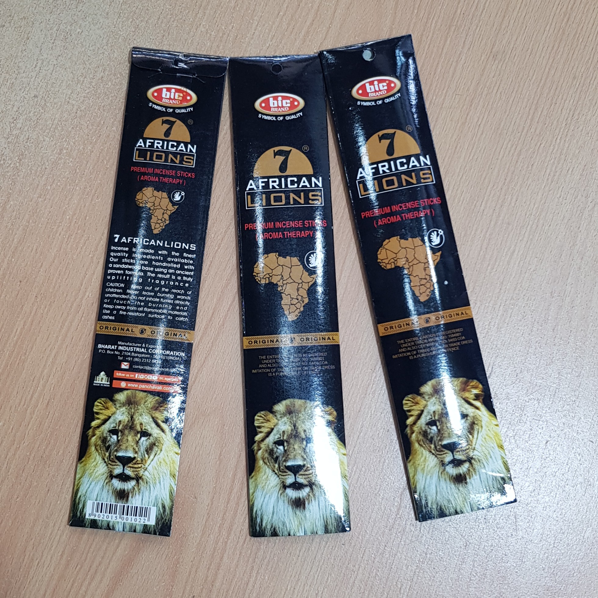 عودهفت شیر آفریقایی