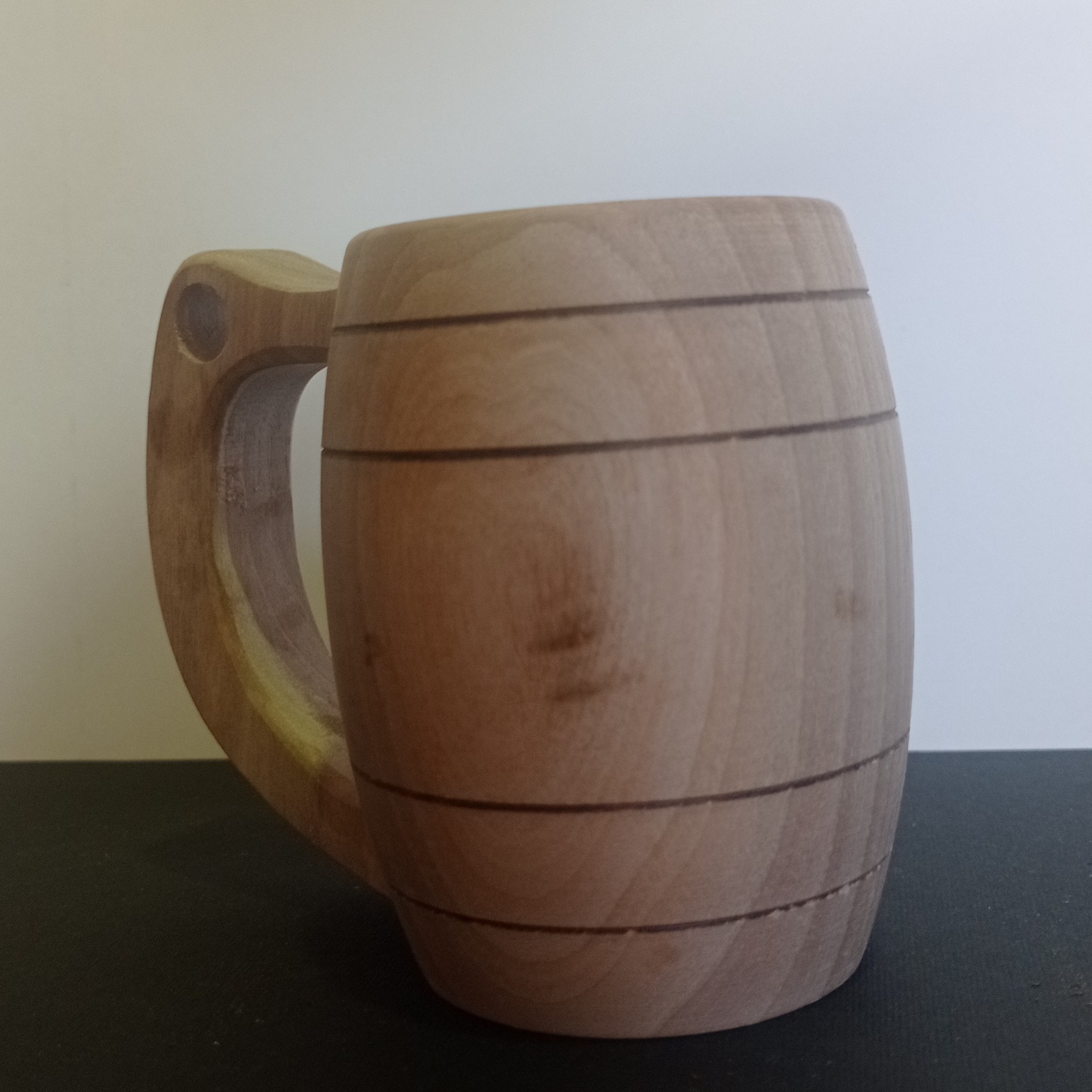 ماگ چوبی  - لیوان چوبی دسته دار - لیوان چوبی طرح بشکه - ماگ چوبی طرح بشکه لاکچری