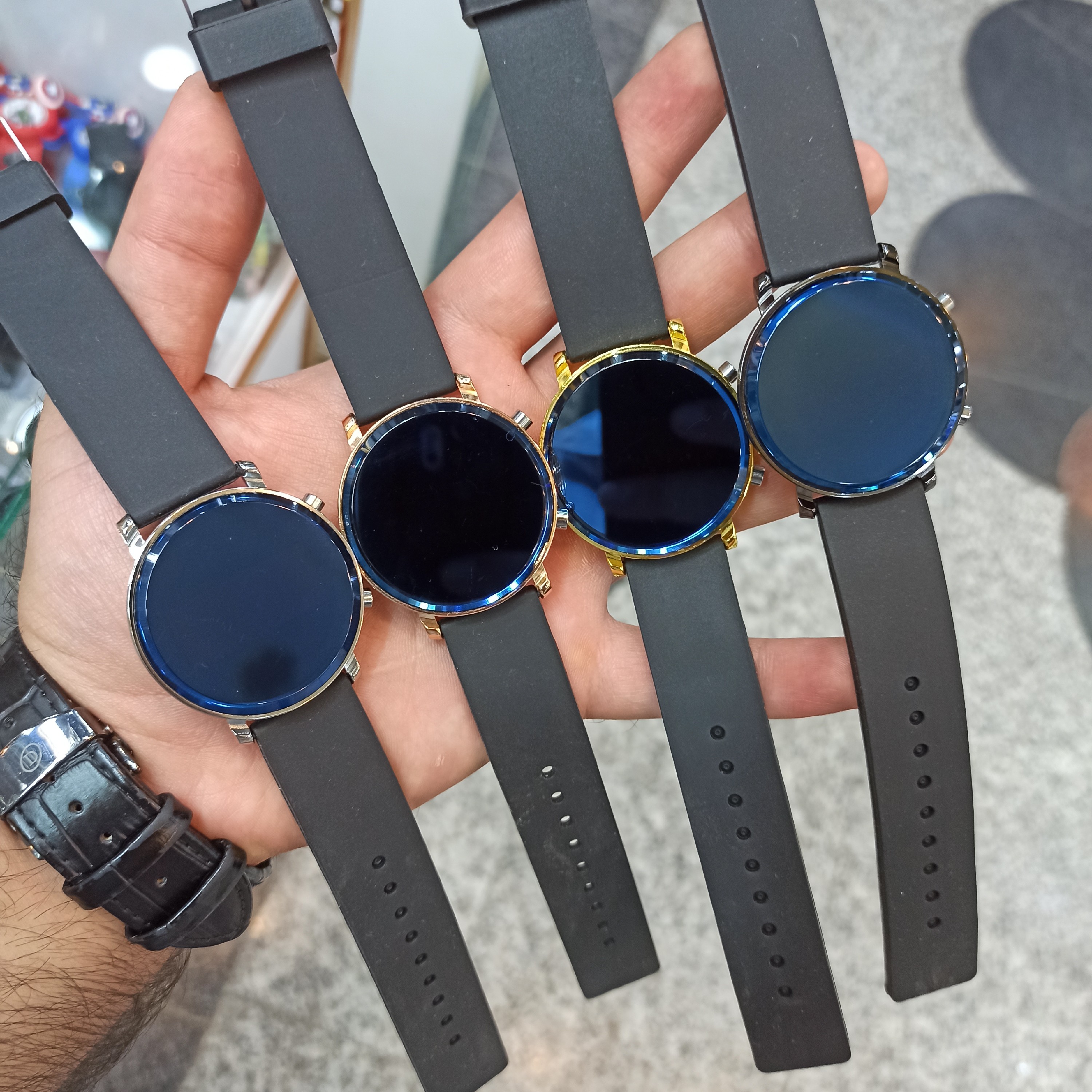 ساعت ال ای دی بند سلیکونی شیشه دورنگ 