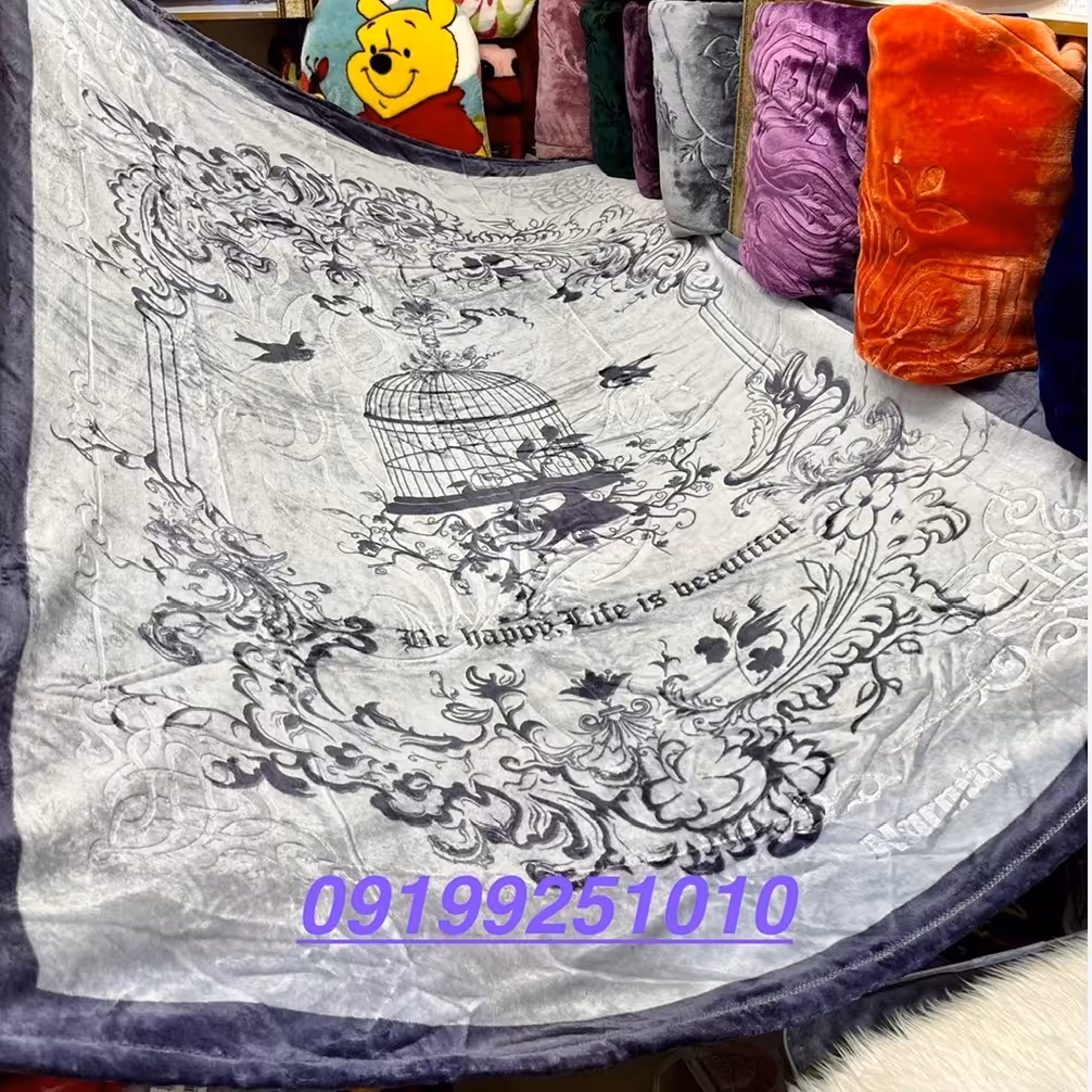 پتو نرمینه یک نفره  مدل مسافرتی سروین ساکدار گلدار گلبرجسته 