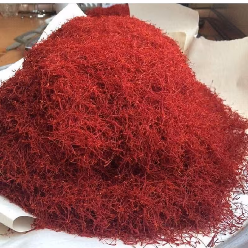 زعفران نیم مثقالی درجه یک بیرجند عطر و رنگ عالی سرگل