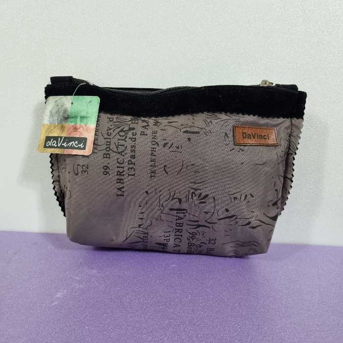 جامدادی و کیف لوازم آرایشی داوینچی طرح لاتین 