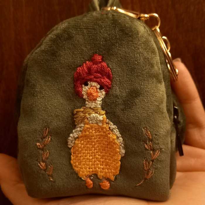 کیف شارژر و هندزفری طرح کوله پشتی گلدوزی شده با دست