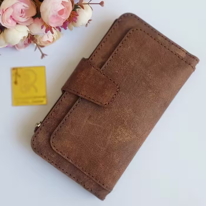 کیف پول سه لت مدل پندار چرم طبیعی هورس شتری کاملا دست دوز