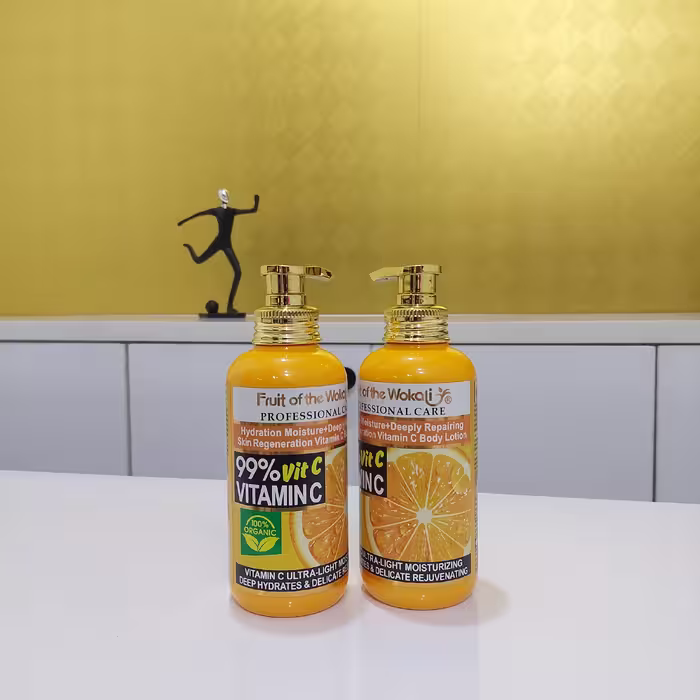 لوسیون بدن Fruit of Wokali Professional care   ویتامین سی 99 درصد 500 میل