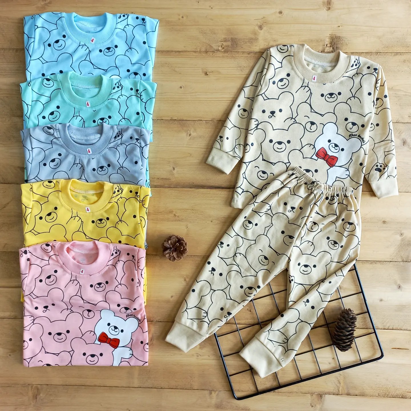 بلوز شلوار  کودک طرح خرس پاپیون دار سایز 4،5،6 کد 2012