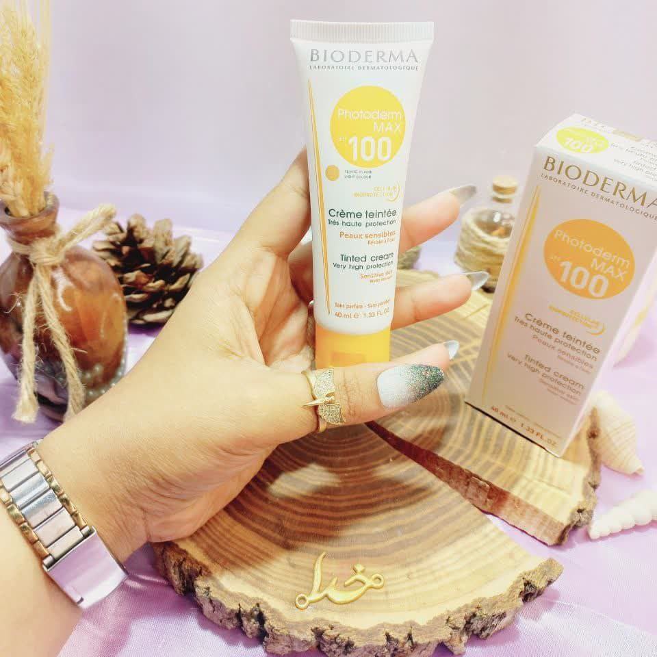 کرم ضد آفتاب رنگی طبیعی SPF100 فتودرم مکس بیودرما BIODERMA 