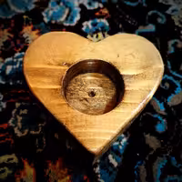 شمعدان چوبی طرح قلب