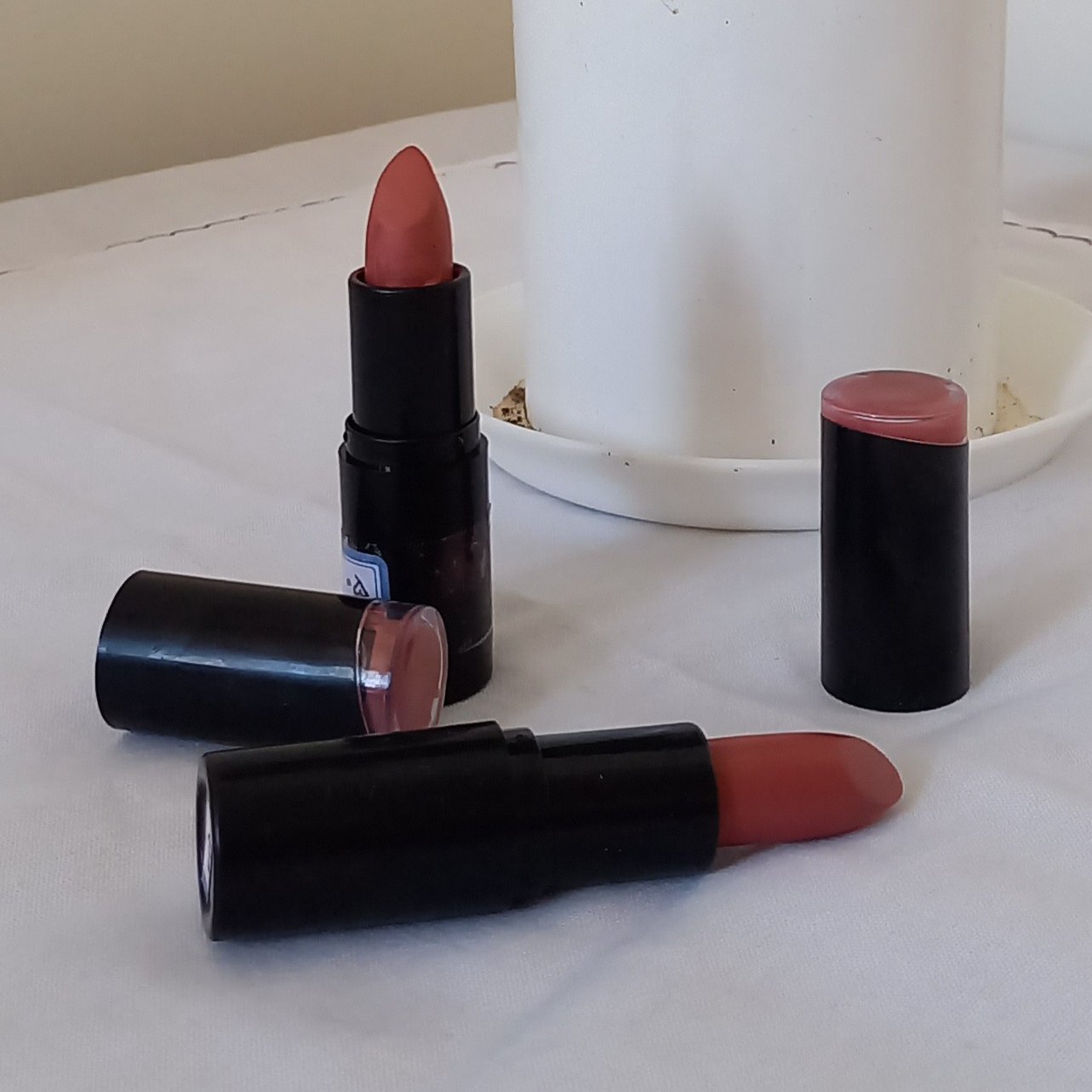 رژلب طبیعی کالباسی روشن با کد 05