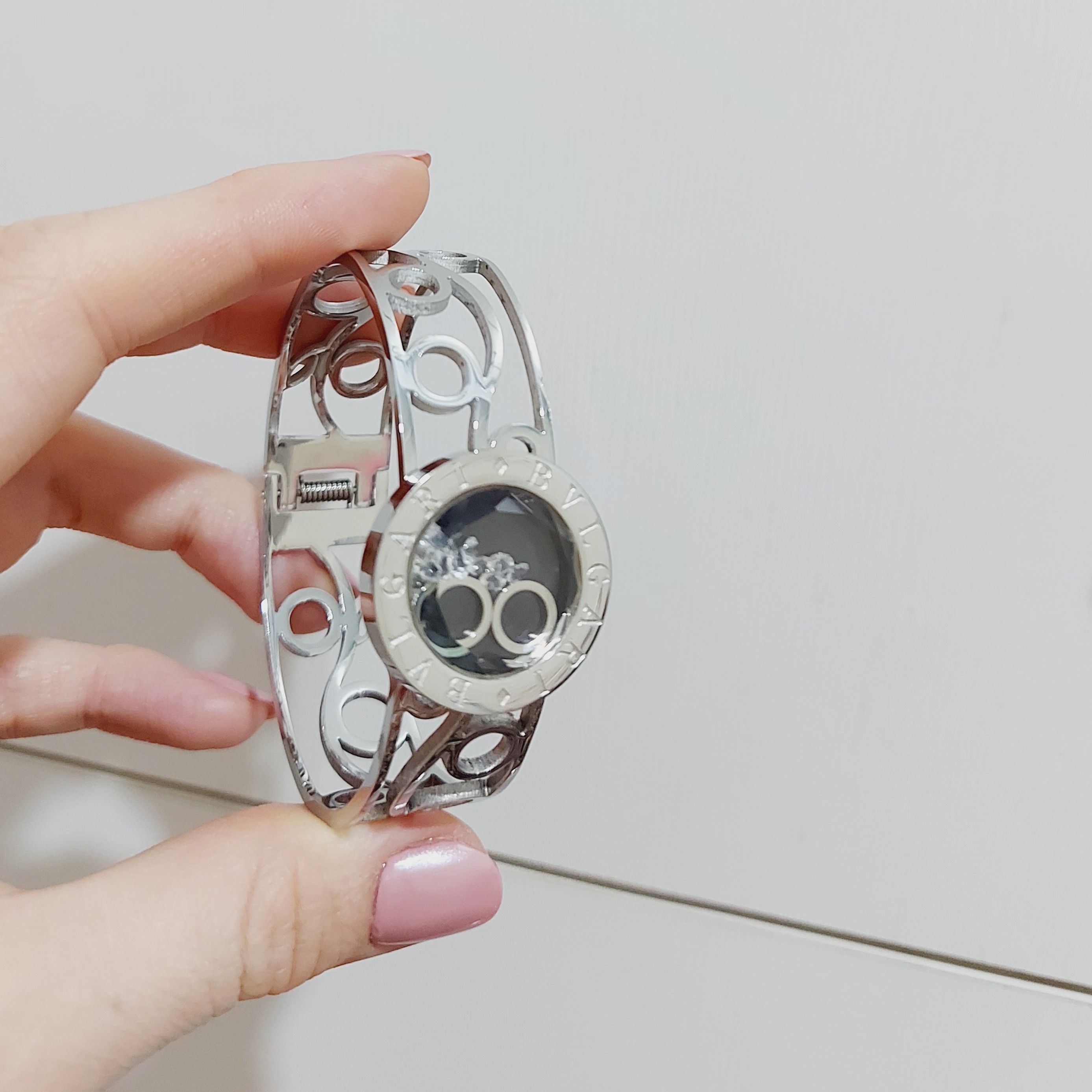 دستبند  تک اصل بولگاری رنگ ثابت   کیفیت عالی 