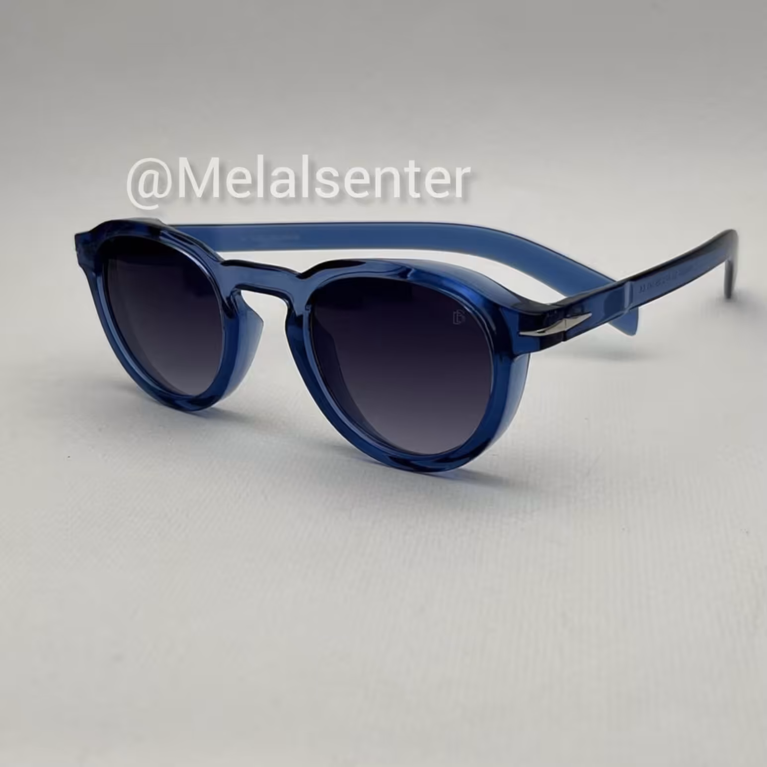 عینک آفتابی مردانه و زنانه جنتل مانستر مدل j11