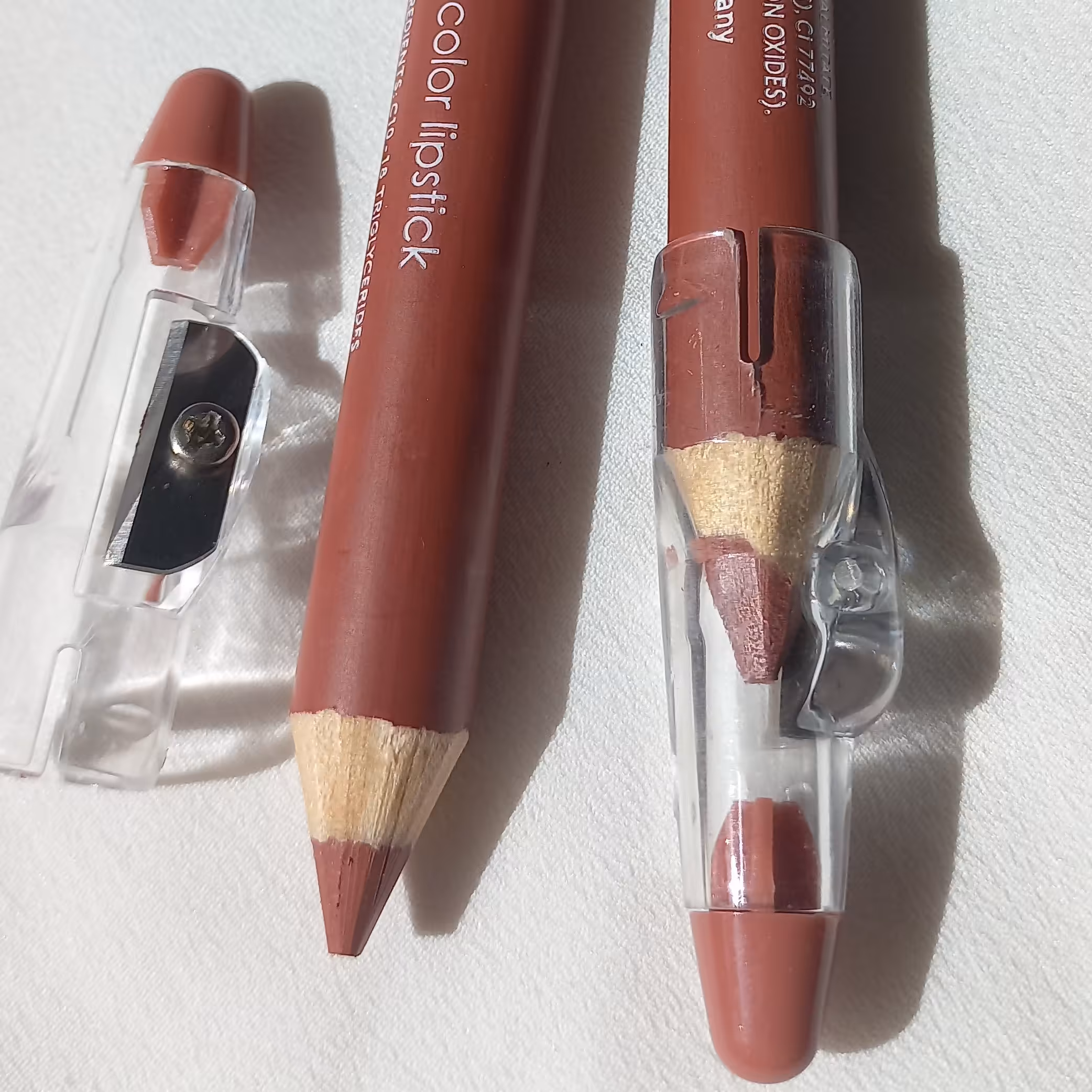 رژ مدادی تراش دار کالیستا شماره 2