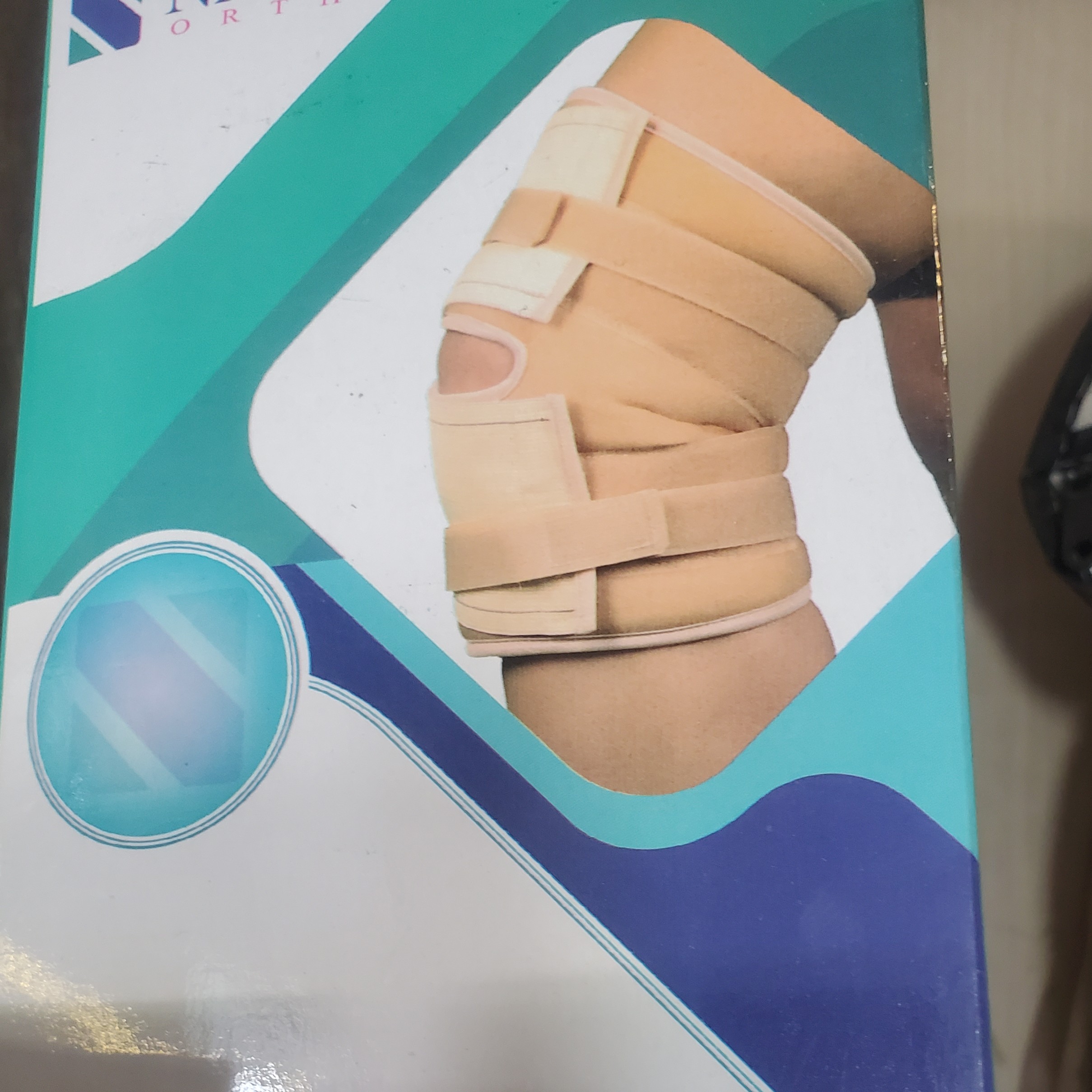 زانو بند قابل تنظیم