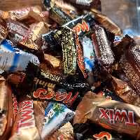 اسنیکرز و مارس و توییکس و بونتی فله ای پذیرایی